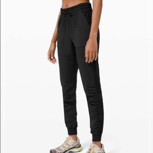 Lululemon Beyond the Studio Jogger